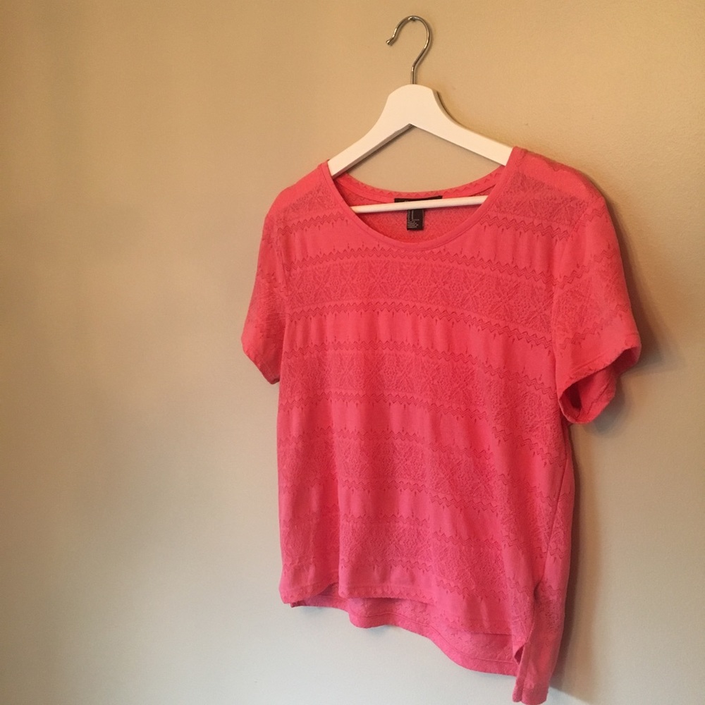 Lacey pink tee